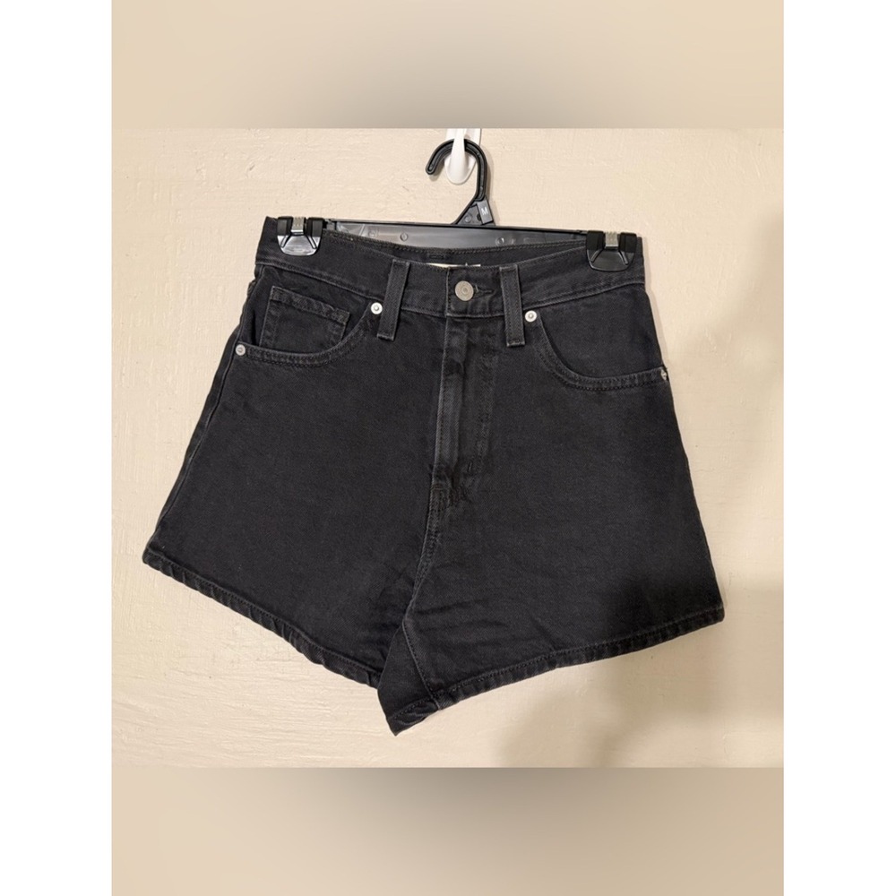Levi's High Waisted Mom Shorts